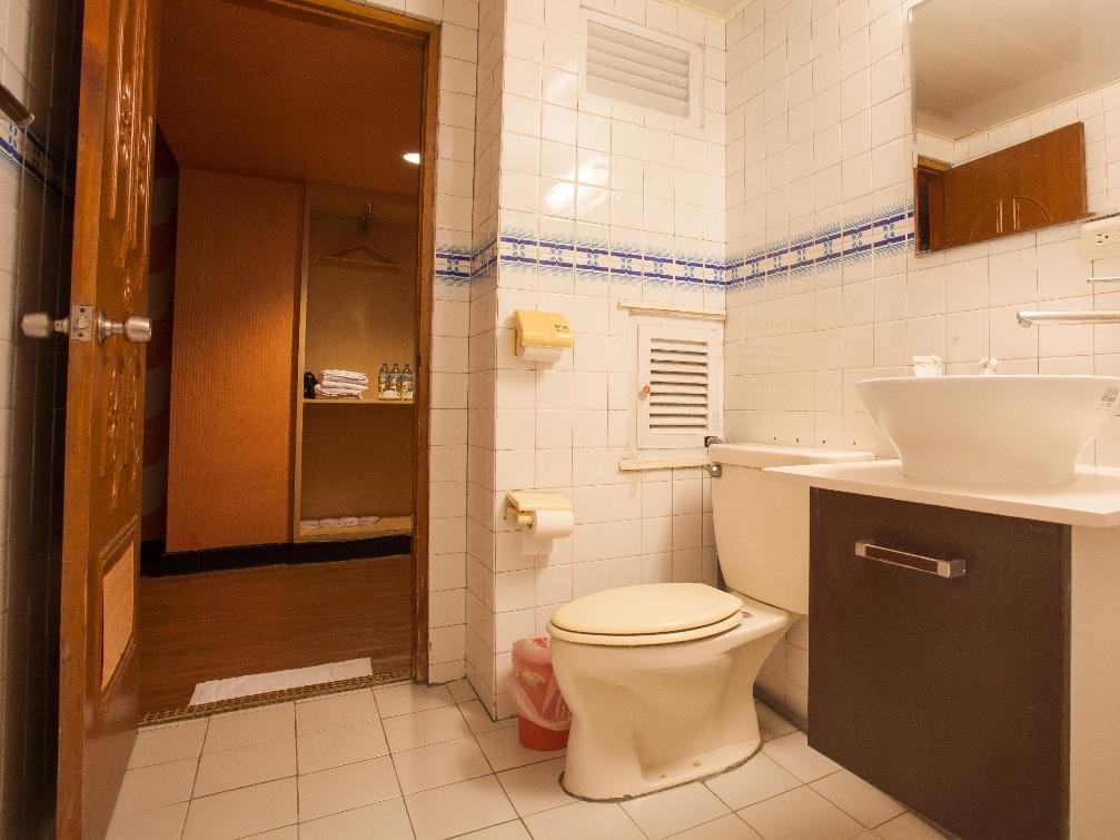 Chiayi Crown Hotel Luaran gambar