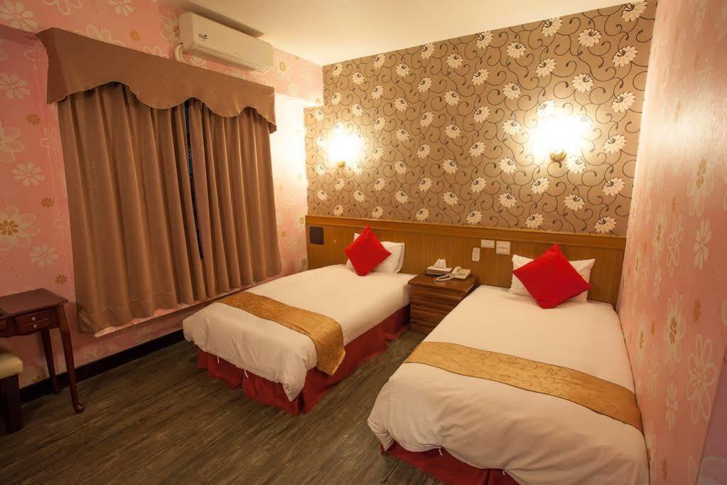 Chiayi Crown Hotel Luaran gambar