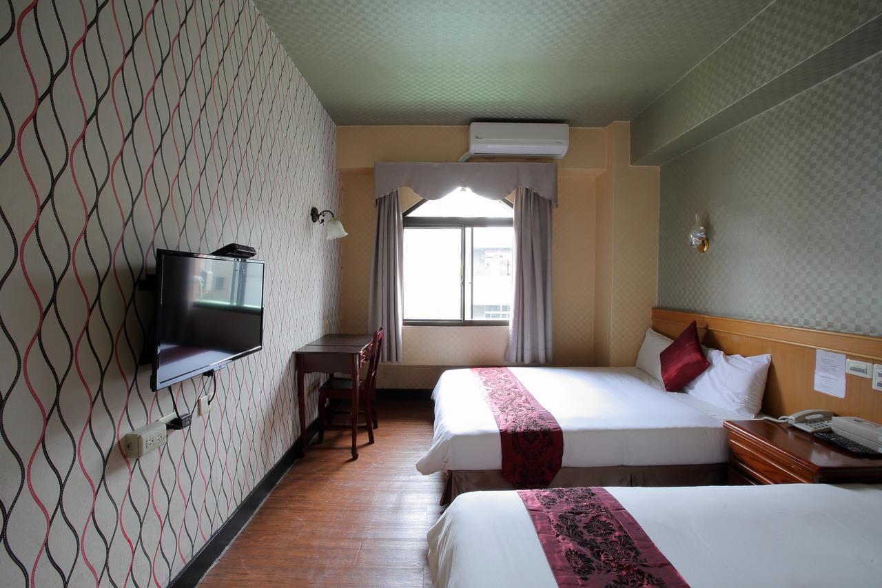 Chiayi Crown Hotel Luaran gambar