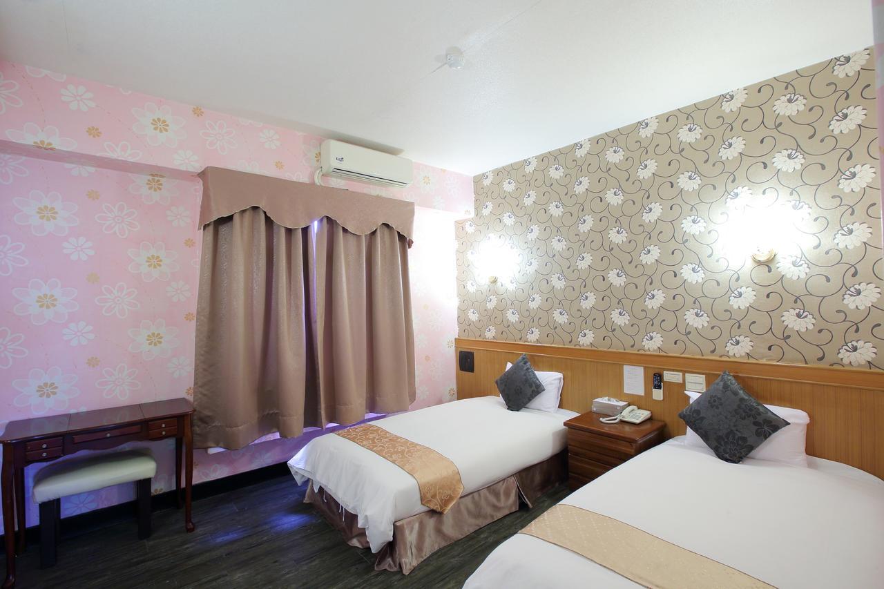 Chiayi Crown Hotel Luaran gambar