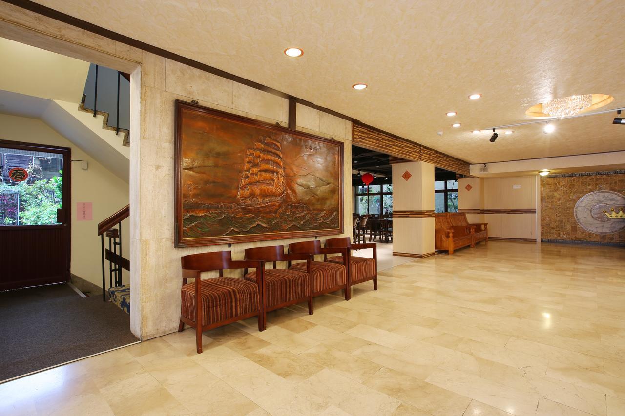Chiayi Crown Hotel Luaran gambar
